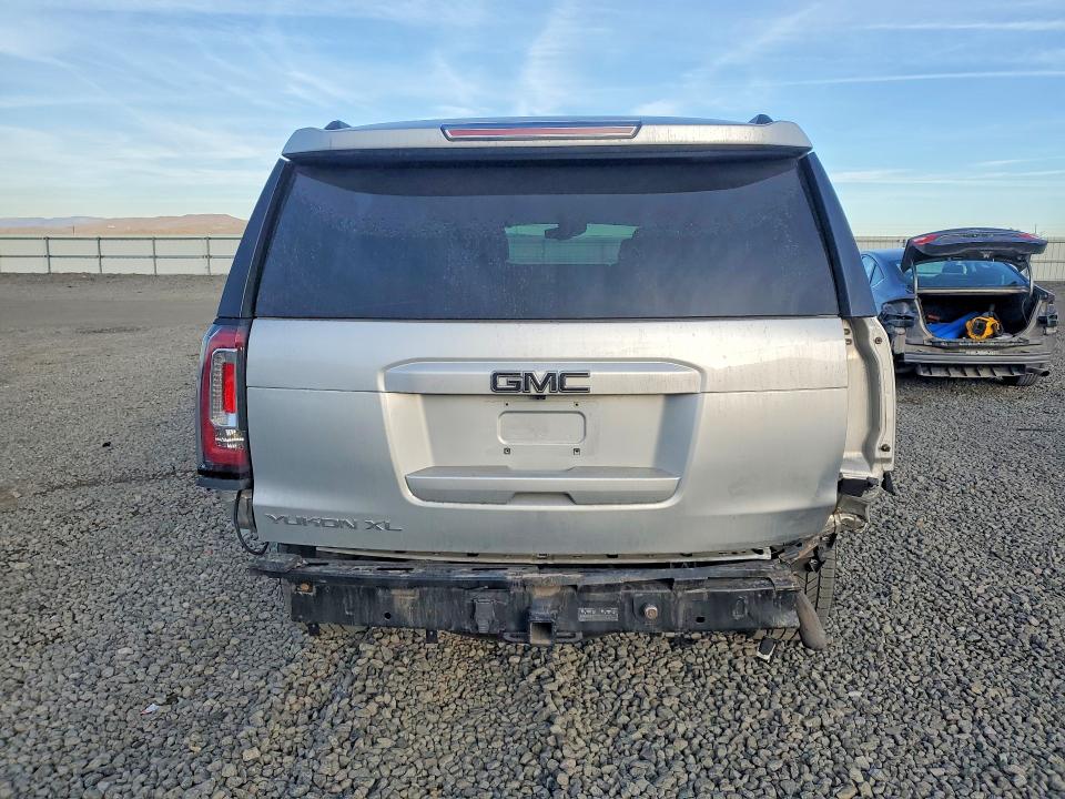 2018 Gmc Yukon Xl მანქანა იყიდება აუქციონზე, vin: 1GKS2GKC3JR334138, აუქციონის ნომერი: 77769815