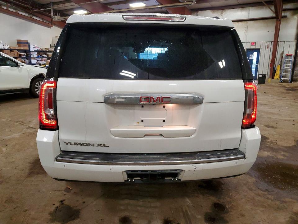 Продажа на аукционе авто 2020 Gmc Yukon Xl, vin: 1GKS2HKJ4LR302757, номер лота: 78099185