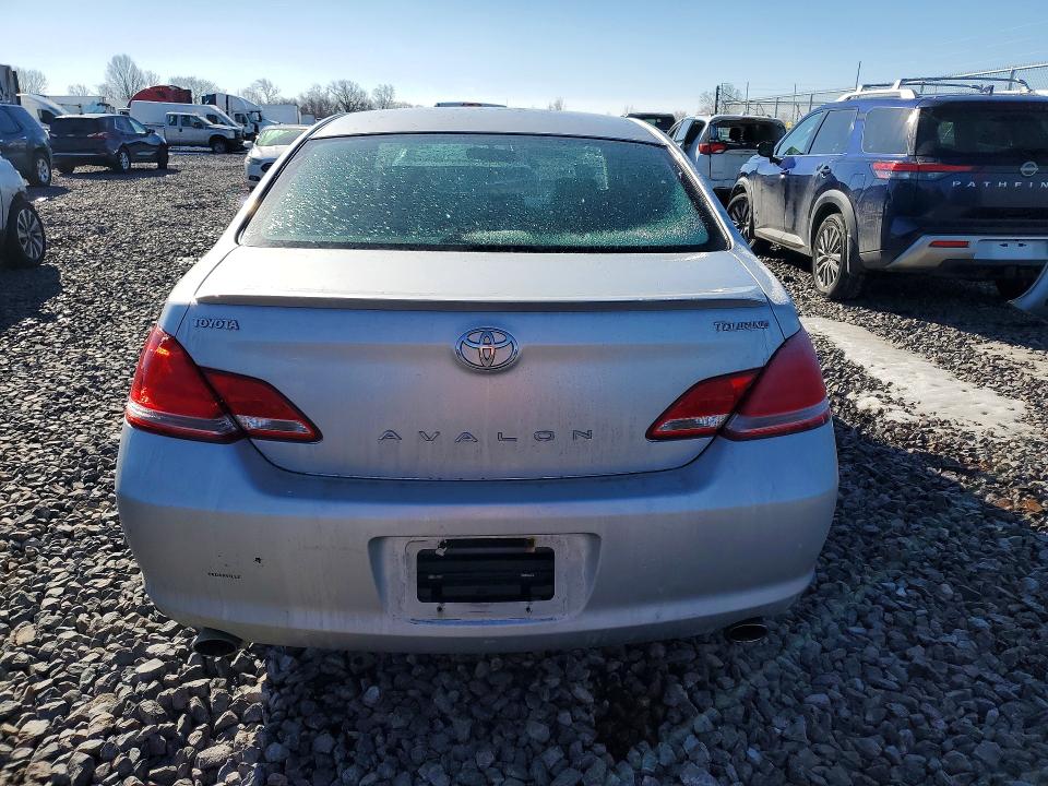 76387965 :رقم المزاد ، 4T1BK36B66U102784 vin ، 2006 Toyota Avalon مزاد بيع