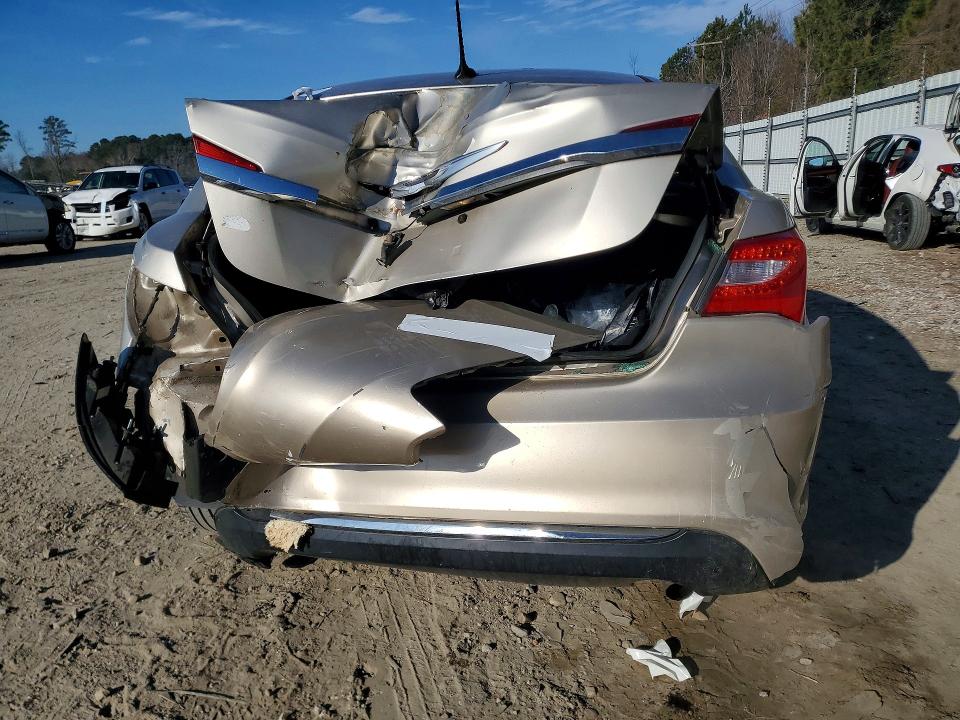 Продажа на аукционе авто 2014 Chrysler 200, vin: 1C3CCBAB9EN210207, номер лота: 74995865