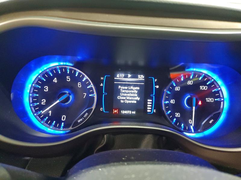 77677095 :رقم المزاد ، 2C4RC1BG8JR322004 vin ، 2018 Chrysler Pacifica مزاد بيع