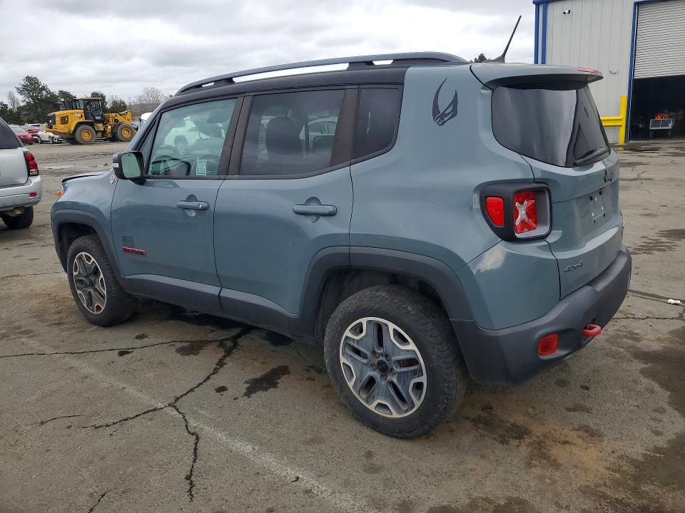 77584085 :رقم المزاد ، ZACCJBCT0FPB67921 vin ، 2015 Jeep Renegade مزاد بيع