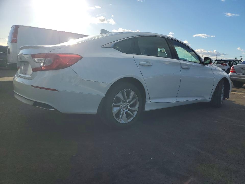 Aukcja sprzedaży 2018 Honda Accord, vin: 1HGCV1F18JA177090, numer aukcji: 77972195