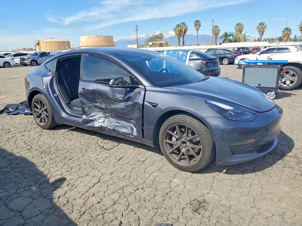 2023 Tesla Model 3 მანქანა იყიდება აუქციონზე, vin: 5YJ3E1EA5PF561201, აუქციონის ნომერი: 77625115