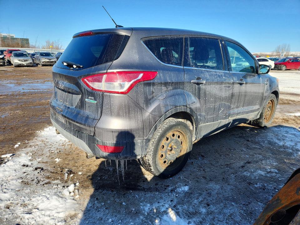74574575 :رقم المزاد ، 1FMCU0GXXDUB86547 vin ، 2013 Ford Escape مزاد بيع