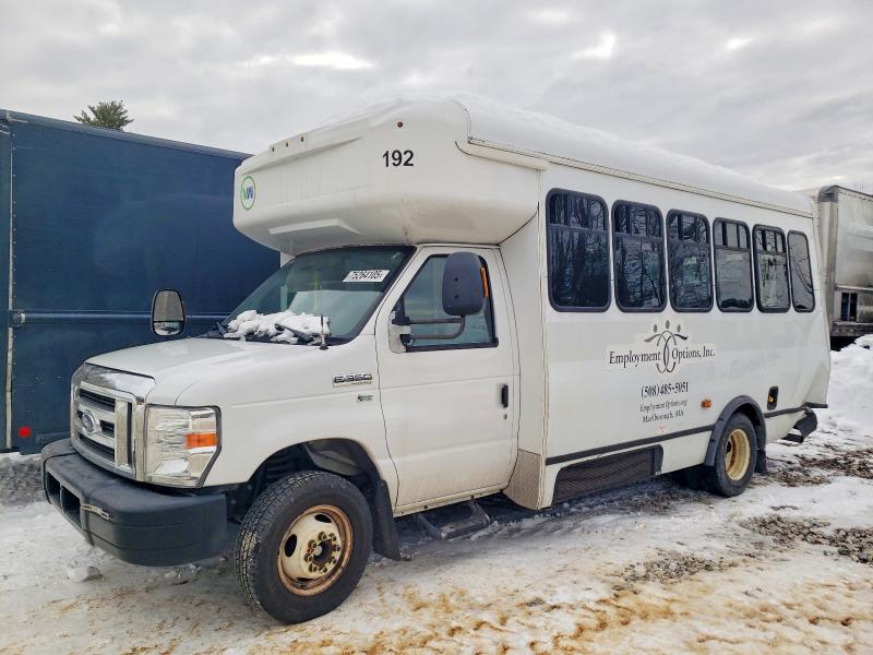 2019 Ford Econoline მანქანა იყიდება აუქციონზე, vin: 1FDEE3F64KDC25971, აუქციონის ნომერი: 75264105