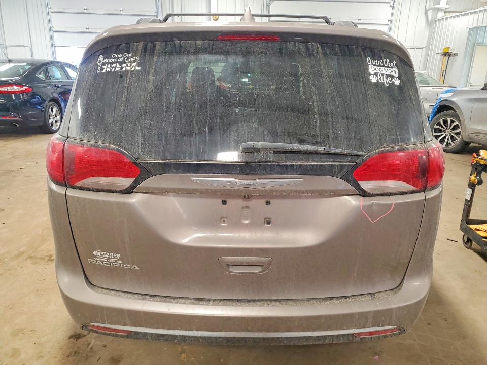 2017 Chrysler Pacifica მანქანა იყიდება აუქციონზე, vin: 2C4RC1BG7HR771930, აუქციონის ნომერი: 78989325