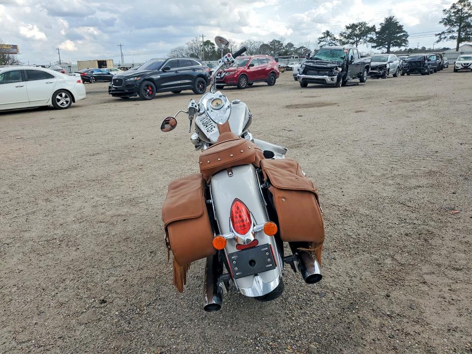 2016 Indian Motorcycle Co. Chief მანქანა იყიდება აუქციონზე, vin: 56KCCVAA6G3340572, აუქციონის ნომერი: 78138415
