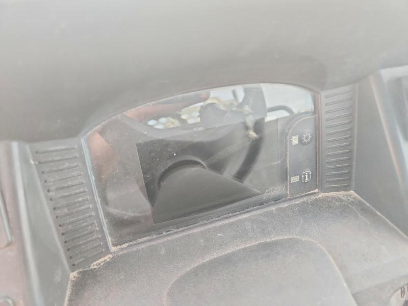 75466945 :رقم المزاد ، 1M0590MBEMM040807 vin ، 2021 John Deere Xuv590m مزاد بيع