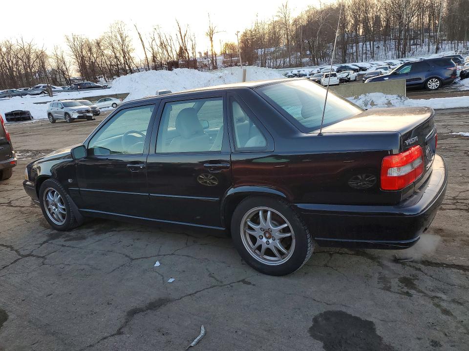 75781345 :رقم المزاد ، YV1LS56D7Y2667110 vin ، 2000 Volvo S70 مزاد بيع