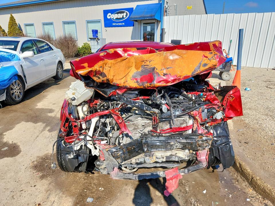 78611115 :رقم المزاد ، 4T1BF3EKXBU665756 vin ، 2011 Toyota Camry مزاد بيع