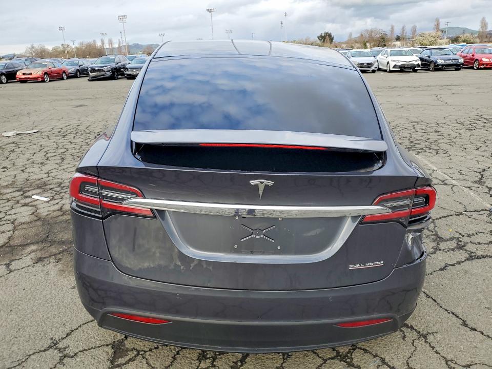 Auction sale of the 2019 Tesla Model X, vin: 5YJXCDE46KF180386, lot number: 78094385