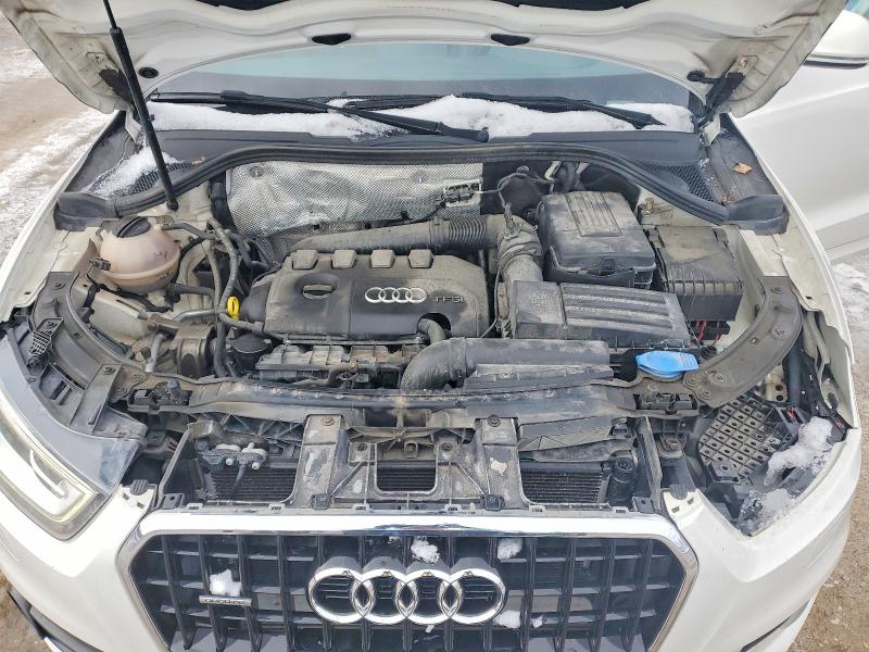 Продаж на аукціоні авто 2015 Audi Q3, vin: WA1GFEFS5FR009049, номер лоту: 77753525