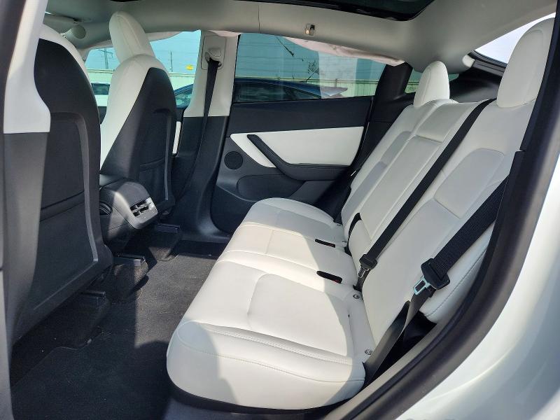 Продажа на аукционе авто 2022 Tesla Model Y, vin: 7SAYGDEF7NF405528, номер лота: 77522345