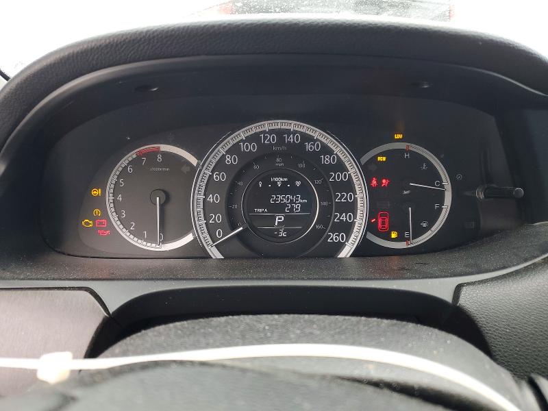 76800165 :رقم المزاد ، 1HGCR3F92FA801625 vin ، 2015 Honda Accord مزاد بيع