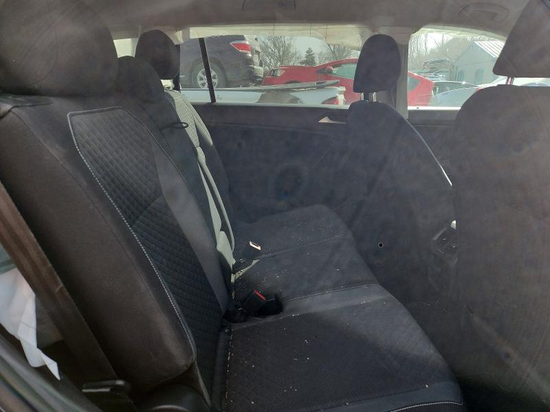 76860615 :رقم المزاد ، 3VV1B7AX5MM107133 vin ، 2021 Volkswagen Tiguan مزاد بيع