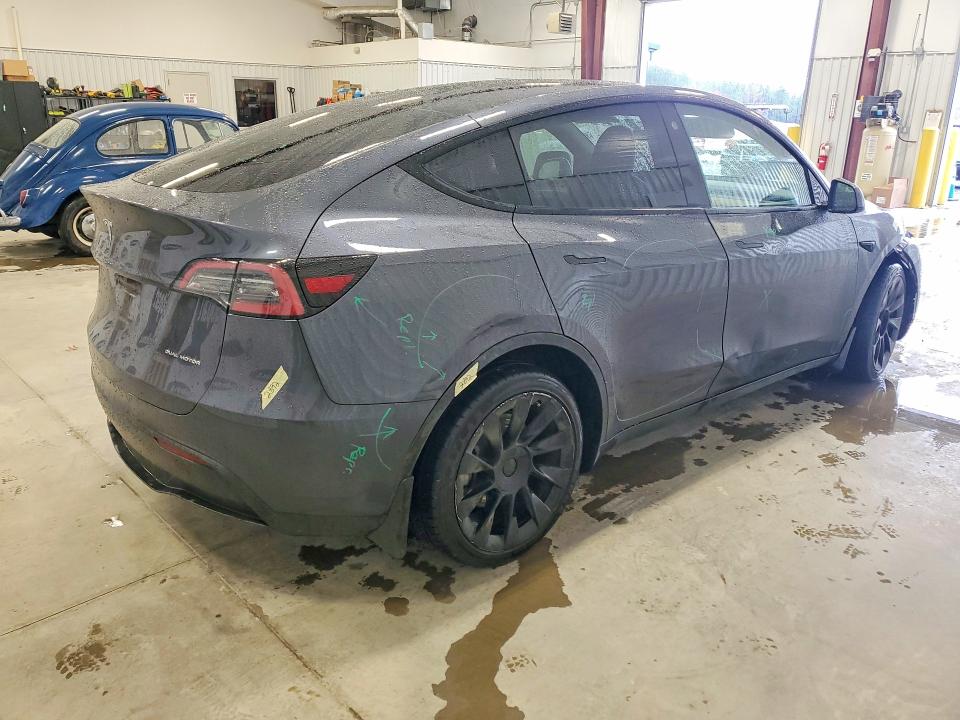 78999925 :رقم المزاد ، 7SAYGDEE7NA014464 vin ، 2022 Tesla Model Y مزاد بيع