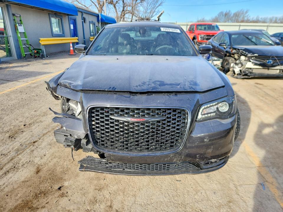 Продаж на аукціоні авто 2022 Chrysler 300, vin: 2C3CCABG8NH206372, номер лоту: 78691645