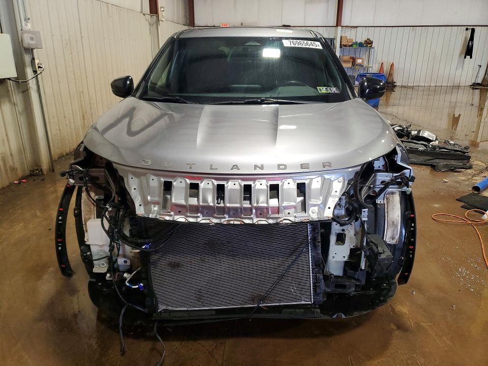 Продаж на аукціоні авто 2022 Mitsubishi Outlander, vin: JA4J3UA86NZ069277, номер лоту: 76965645