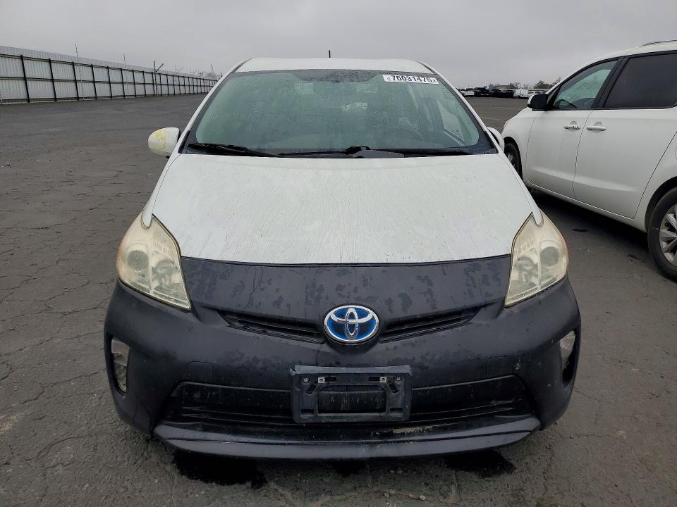 2015 Toyota Prius მანქანა იყიდება აუქციონზე, vin: JTDKN3DU2F0467325, აუქციონის ნომერი: 76031475