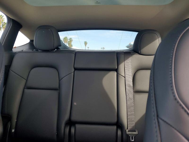 77506415 :رقم المزاد ، 7SAYGDEF7SF221539 vin ، 2025 Tesla Model Y مزاد بيع