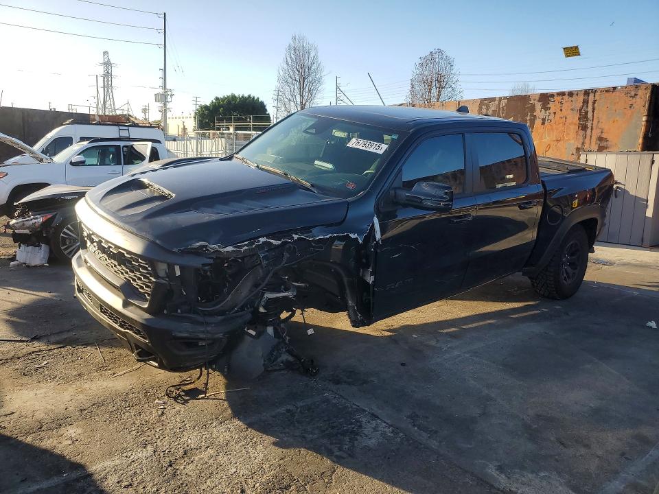 76793915 :رقم المزاد ، 1C6SRFUP9SN573288 vin ، 2025 Ram 1500 مزاد بيع