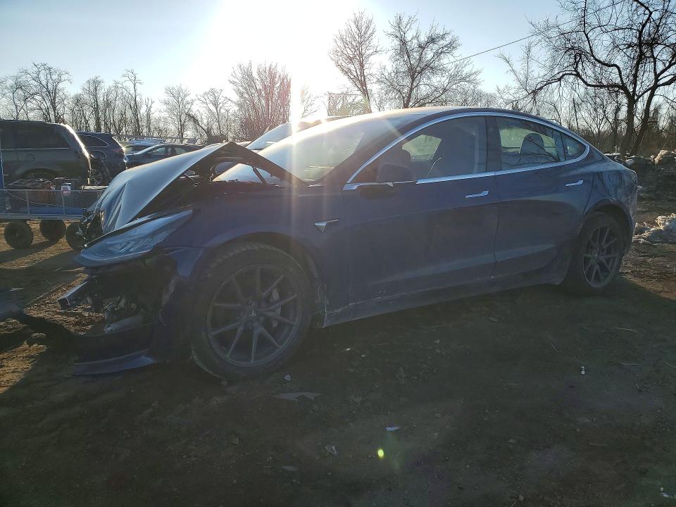 Продажа на аукционе авто 2019 Tesla Model 3, vin: 5YJ3E1EB9KF199536, номер лота: 76254395