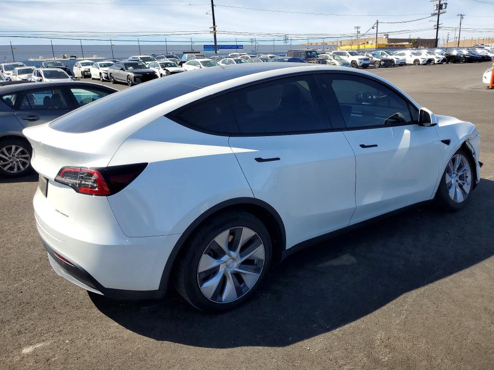 Продажа на аукционе авто 2023 Tesla Model Y, vin: 7SAYGAEE7PF623588, номер лота: 78461865