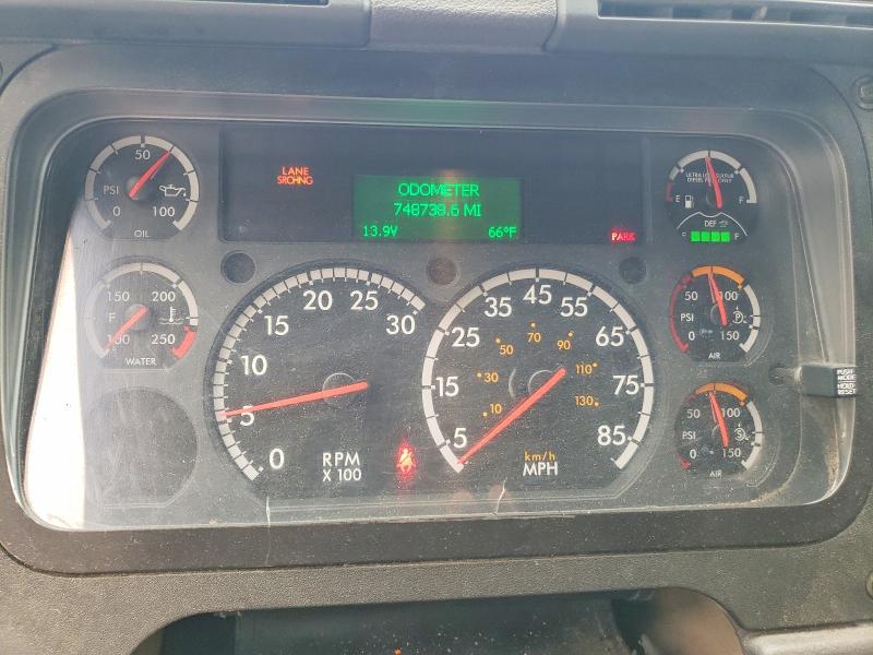 2016 Freightliner Cascadia 1 მანქანა იყიდება აუქციონზე, vin: 1FUBGEDV3GLHC5647, აუქციონის ნომერი: 77515935