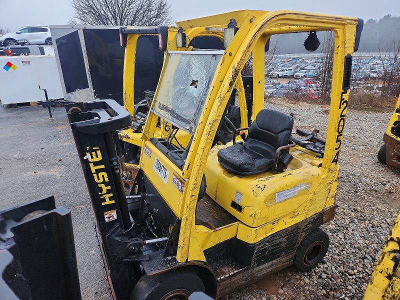 Продажа на аукционе авто 2017 Hyster Forklift, vin: G001V02464R, номер лота: 75884775