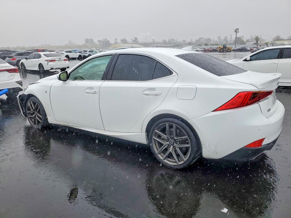 77558895 :رقم المزاد ، JTHGZ1B24L5036675 vin ، 2020 Lexus Is مزاد بيع