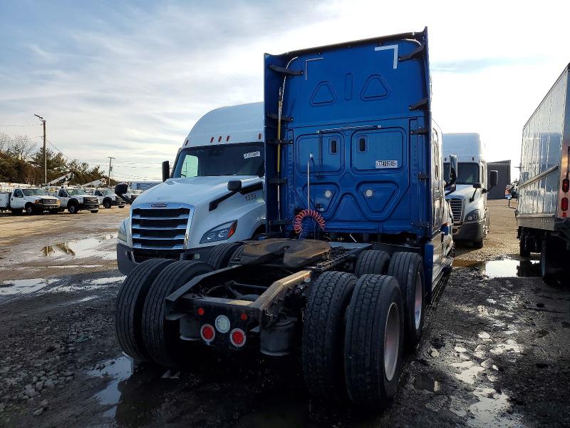 Продаж на аукціоні авто 2020 Freigliner Cascadia 126, vin: 3AKJHHDR0LSKC5695, номер лоту: 77409745