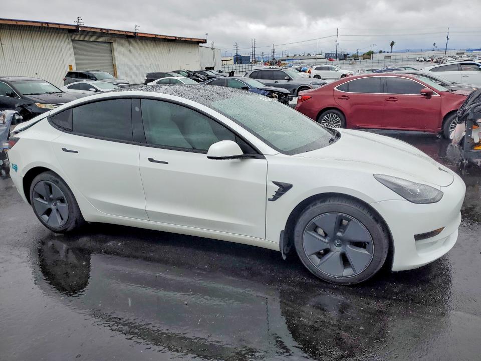 76367835 :رقم المزاد ، 5YJ3E1EAXPF470473 vin ، 2023 Tesla Model 3 مزاد بيع