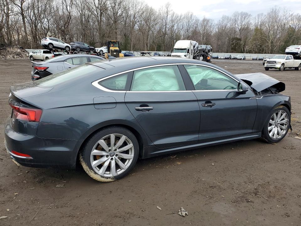 Продажа на аукционе авто 2018 Audi A5, vin: WAUANCF54JA043338, номер лота: 77938105