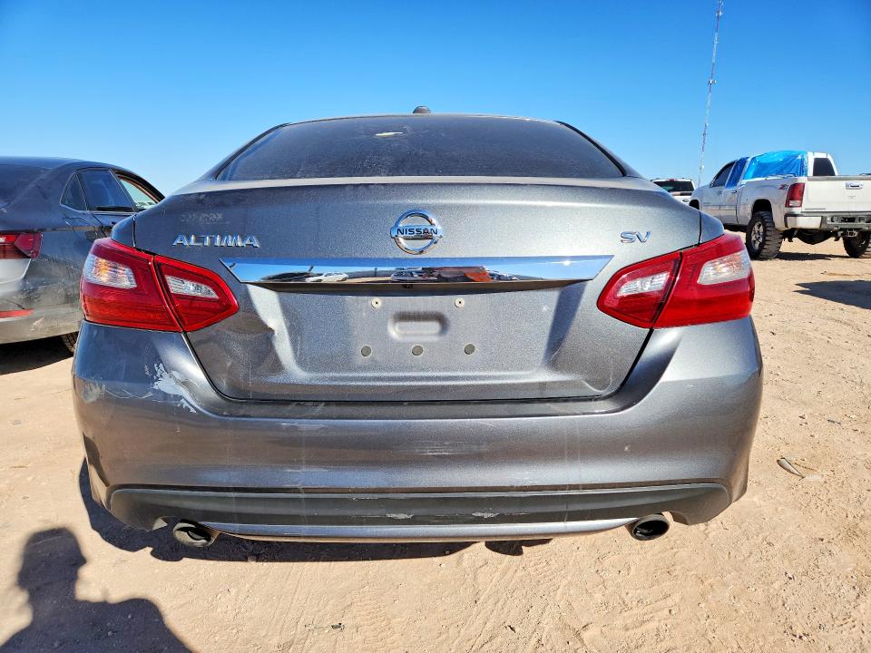 76653075 :رقم المزاد ، 1N4AL3AP8JC105576 vin ، 2018 Nissan Altima مزاد بيع