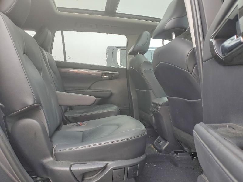 2021 Toyota Highlander მანქანა იყიდება აუქციონზე, vin: 5TDFZRBH5MS107801, აუქციონის ნომერი: 77015825