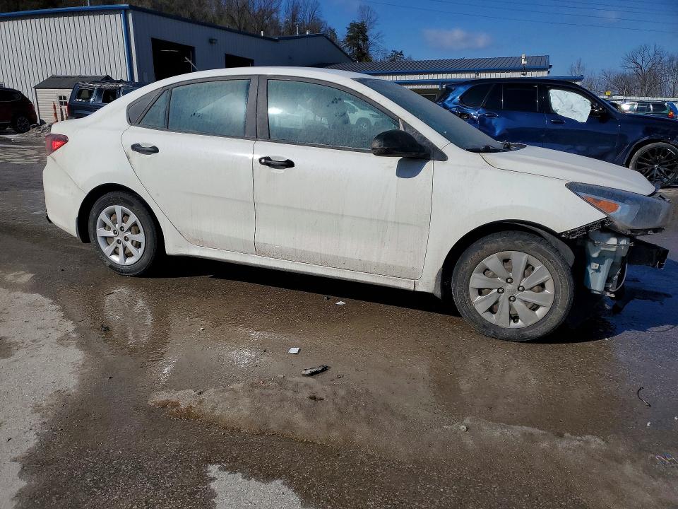 Продаж на аукціоні авто 2018 Kia Rio, vin: 3KPA24AB0JE062769, номер лоту: 77037845