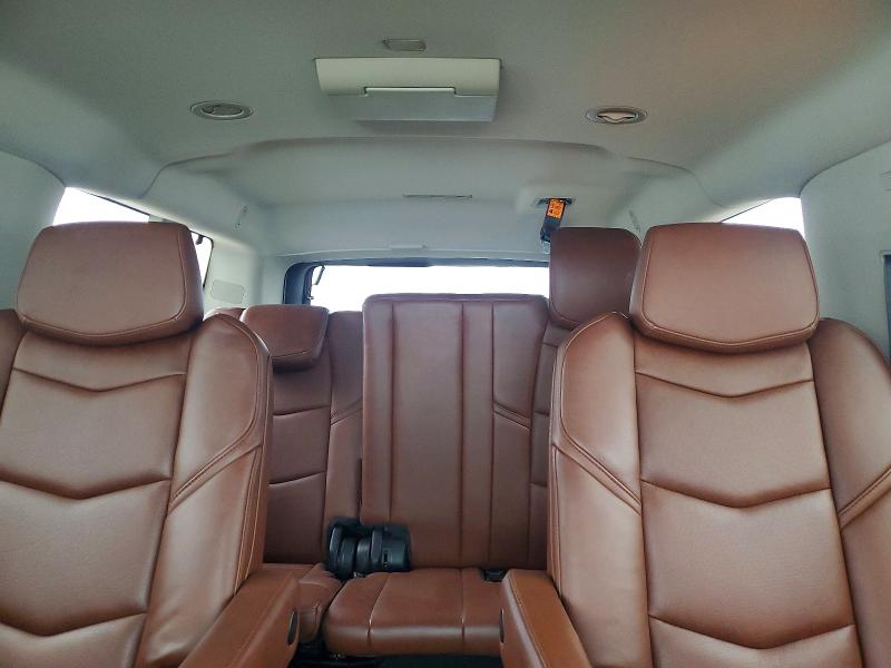 76792065 :رقم المزاد ، 1GYS4HKJ9JR210329 vin ، 2018 Cadillac Escalade مزاد بيع