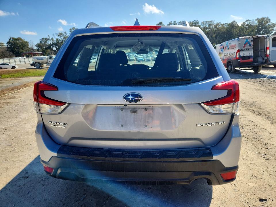 75553065 :رقم المزاد ، JF2SKADC4LH518472 vin ، 2020 Subaru Forester مزاد بيع