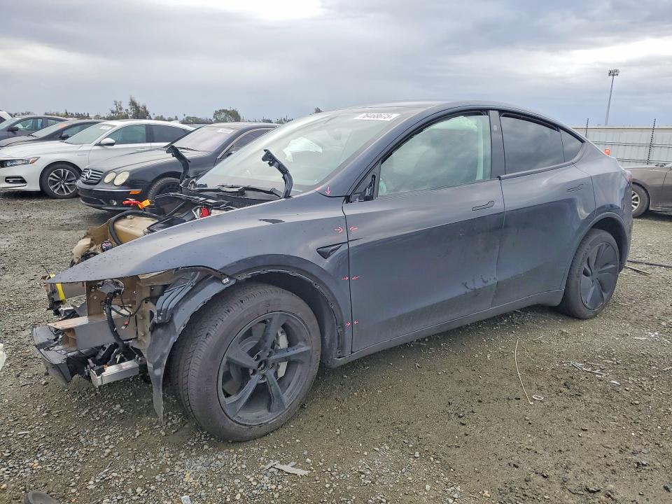 2026 Tesla Model Y მანქანა იყიდება აუქციონზე, vin: 7SAYGDED0TF459121, აუქციონის ნომერი: 76468675