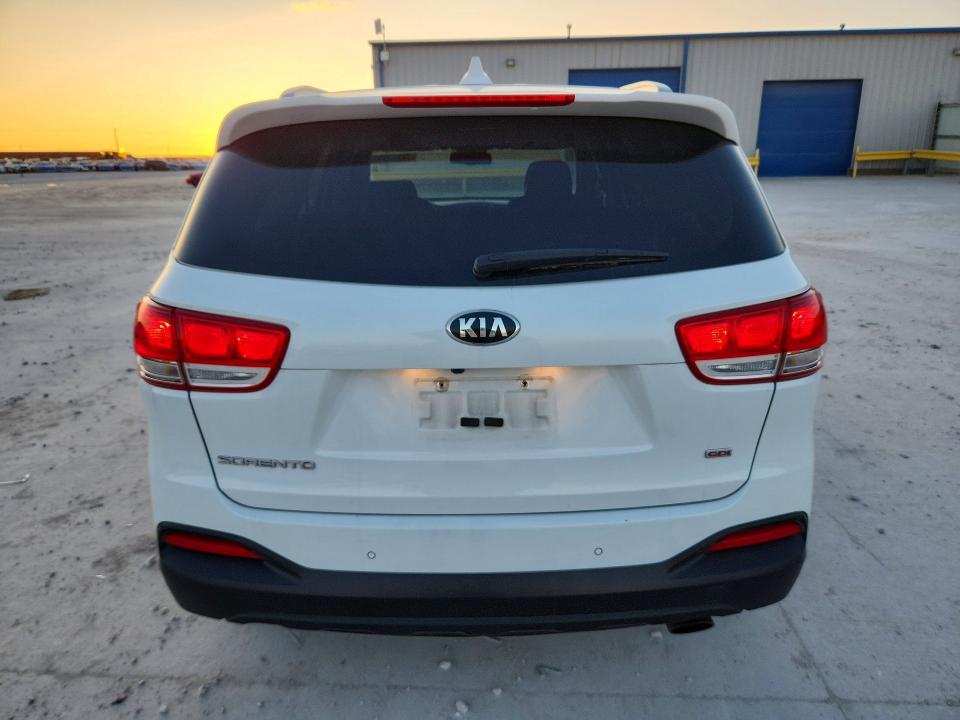 2017 Kia Sorento მანქანა იყიდება აუქციონზე, vin: 5XYPG4A31HG212650, აუქციონის ნომერი: 74793995