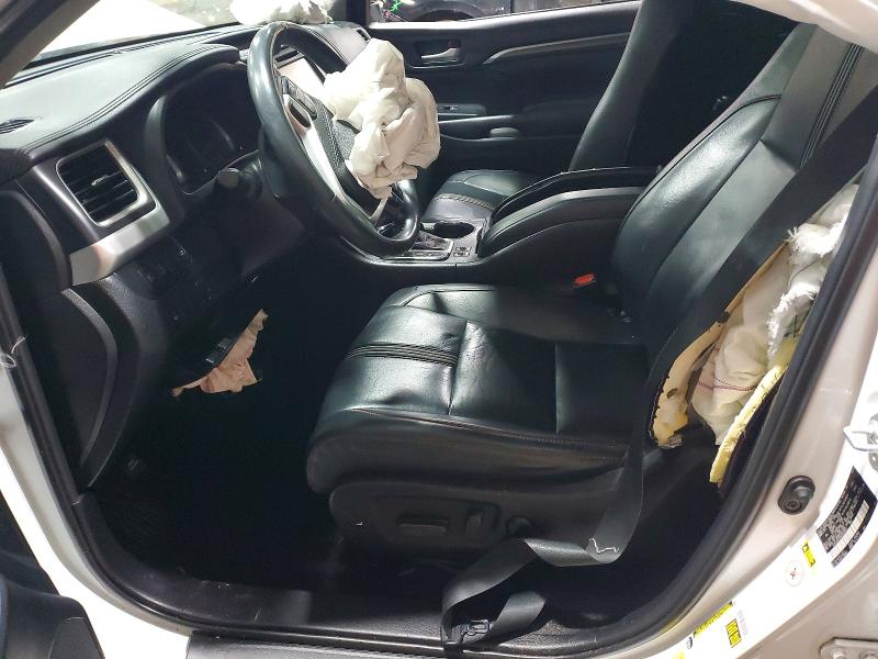 Продаж на аукціоні авто 2019 Toyota Highlander, vin: 5TDJZRFHXKS603663, номер лоту: 77214205