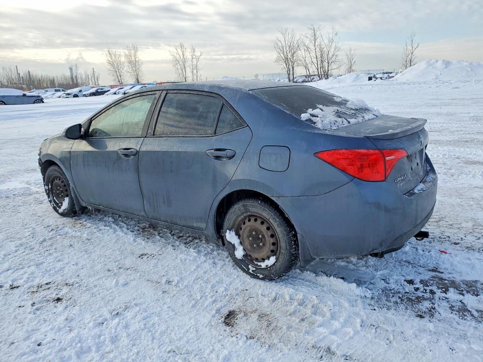 77684925 :رقم المزاد ، 2T1BURHE8JC978576 vin ، 2018 Toyota Corolla مزاد بيع