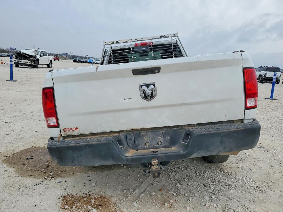 76904135 :رقم المزاد ، 3C6JR6DGXFG578137 vin ، 2015 Ram 1500 مزاد بيع