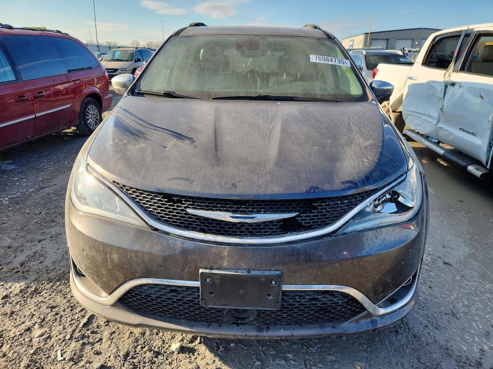 Продажа на аукционе авто 2017 Chrysler Pacifica, vin: 2C4RC1GG1HR589021, номер лота: 76984735