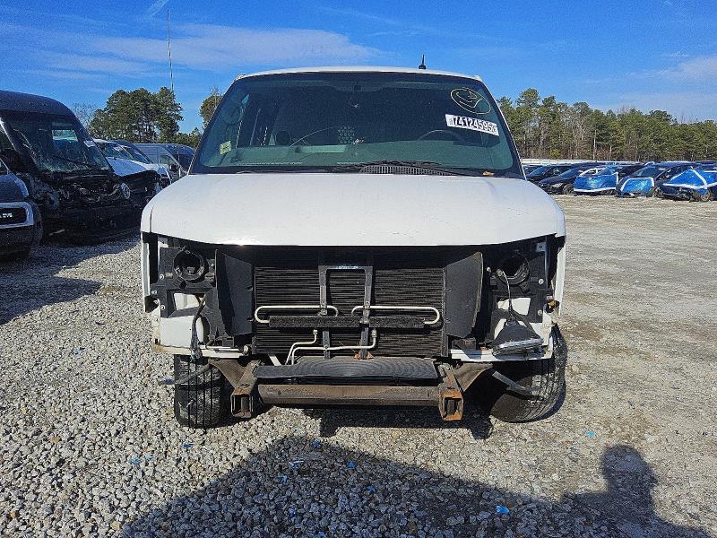 74124595 :رقم المزاد ، 1GCWGFCB7E1132289 vin ، 2014 Chevrolet Express مزاد بيع