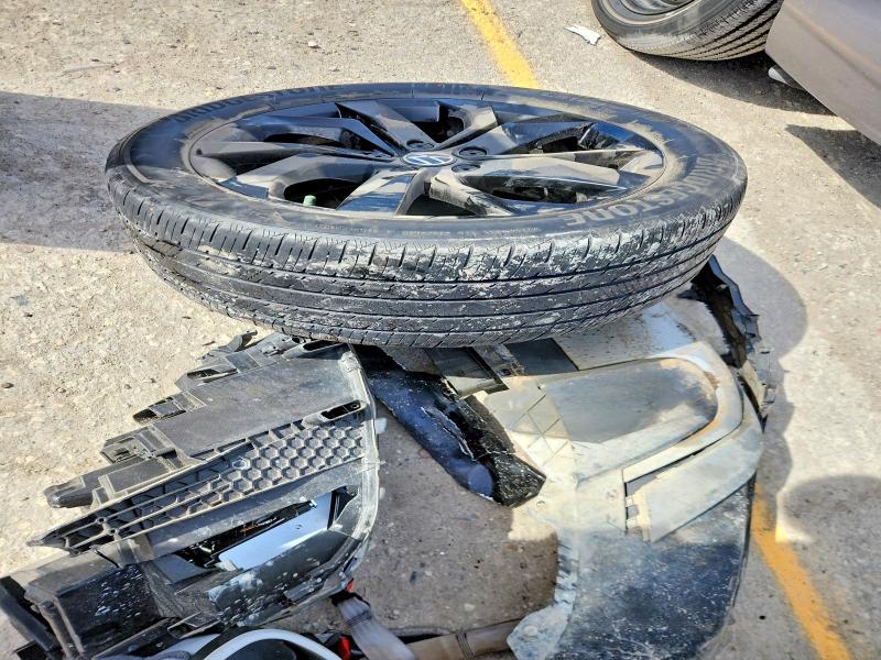 78531165 :رقم المزاد ، 3VVNX7B21PM322809 vin ، 2023 Volkswagen Taos مزاد بيع