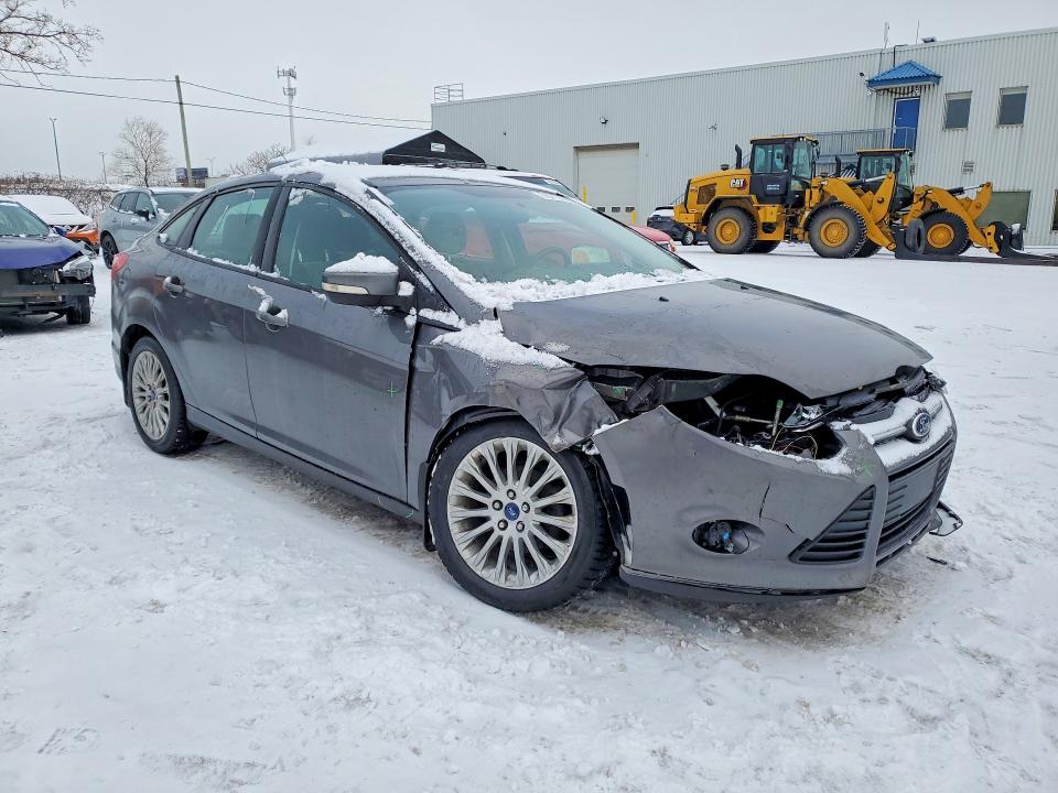 76717825 :رقم المزاد ، 1FADP3F24DL310539 vin ، 2013 Ford Focus مزاد بيع
