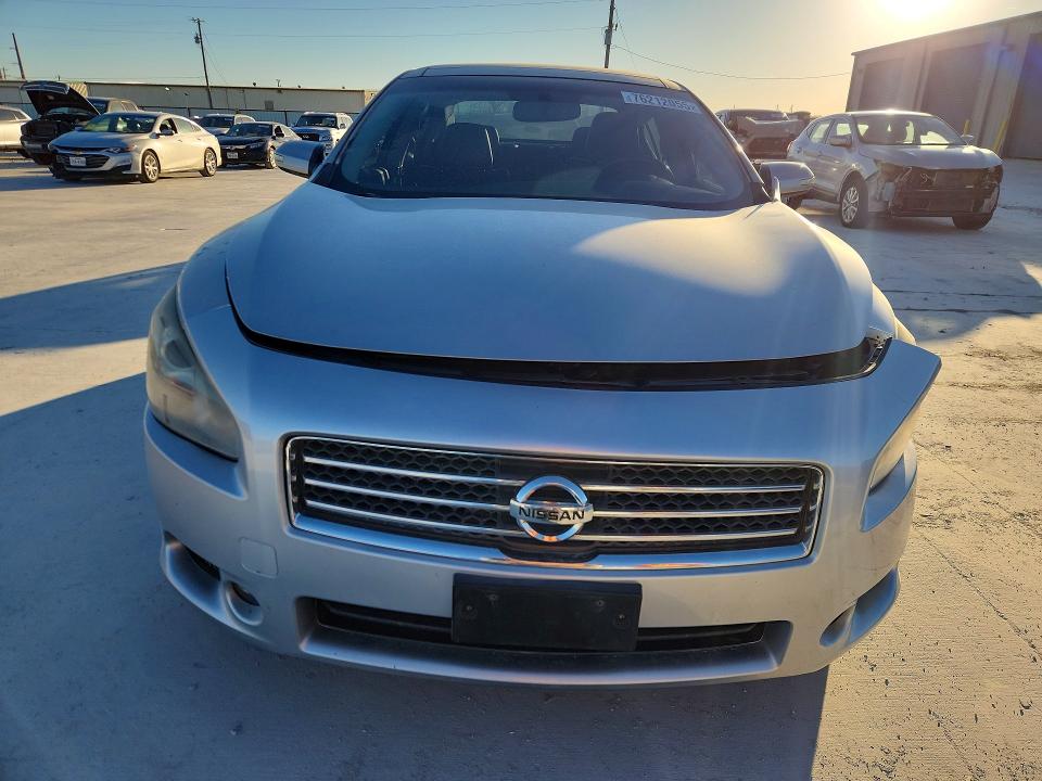 Продажа на аукционе авто 2011 Nissan Maxima, vin: 1N4AA5AP6BC835411, номер лота: 76212055