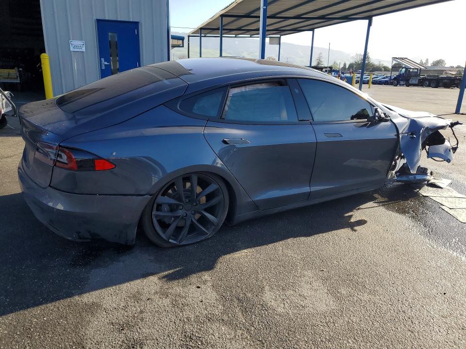 Aukcja sprzedaży 2017 Tesla Model S, vin: 5YJSA1E22HF215527, numer aukcji: 77348055